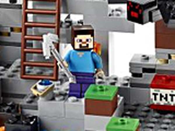 Lego版 Minecraft に新シリーズが登場 今度は通常サイズのブロックに Game Spark 国内 海外ゲーム情報サイト