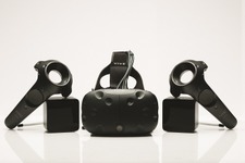 ValveとHTC共同開発VR「Vive」新モデル発表―フォースフィードバックやカメラを搭載 画像