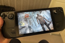 吉田修平氏がSteam Deckでの『ゴッド・オブ・ウォー』動作写真を公開―新型PS Vitaを求める声も