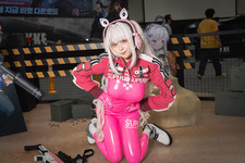 【G-STAR 2022】『NIKKE』アリスの公式コスプレイヤーの笑顔が最高に愛らしい【写真18枚】