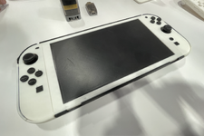 「ニンテンドースイッチ 2」非公式情報流出に任天堂が法的措置か？CES 2025でカバー展示した海外メーカーに弁護士が接触 画像