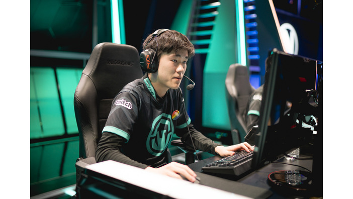 強豪MidレーナーPobelter選手が語る―『LoL』NA LCSサマースプリット開幕戦