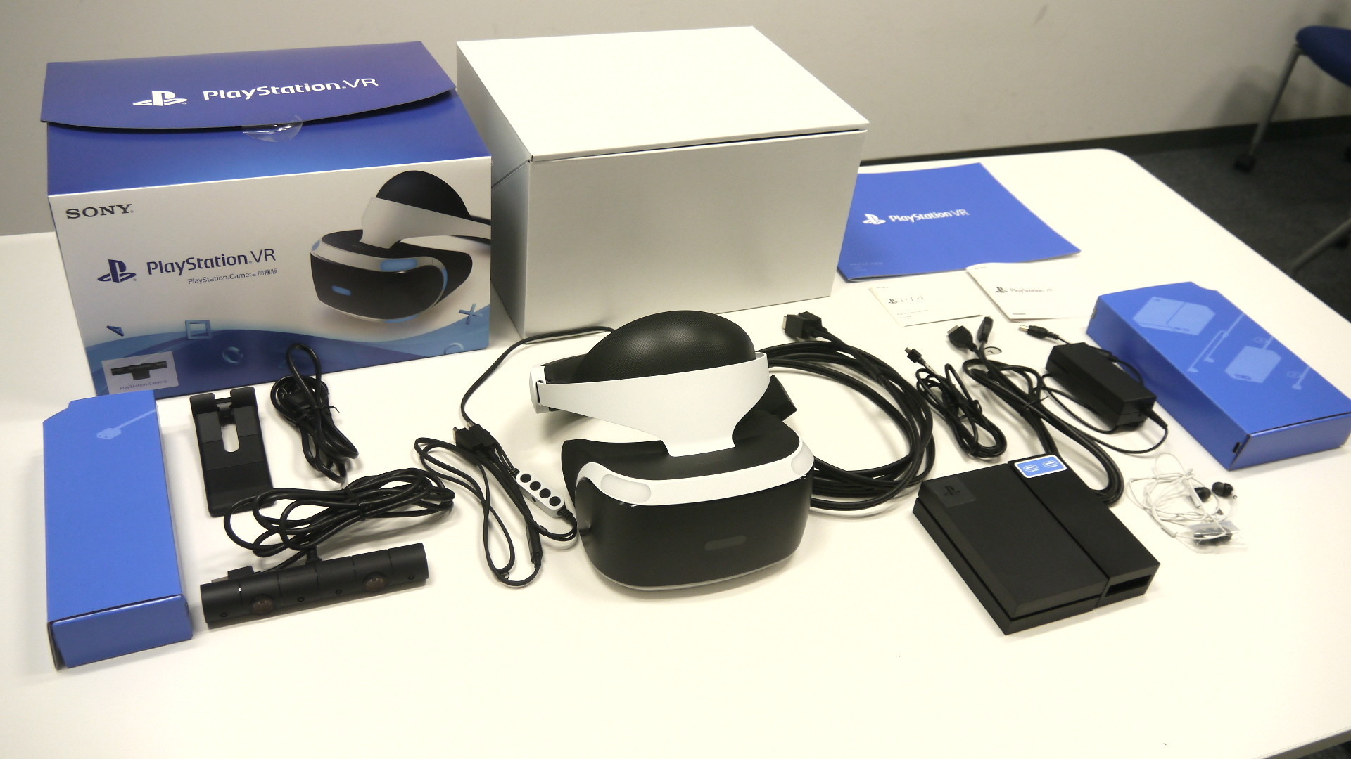 PlayStation VR」早速セットアップしてみた！手順通りやれば接続は簡単