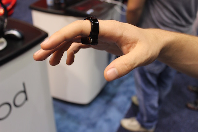 【E3 2015】指輪型コントローラー「Nod Ring」にチャレンジー特殊周辺機器レポート