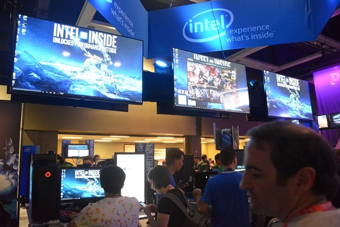 【PAX Prime 2015】最新GPUやSteam Machineなど多くのPCゲーム向けデバイスが展示された企業ブースをレポート