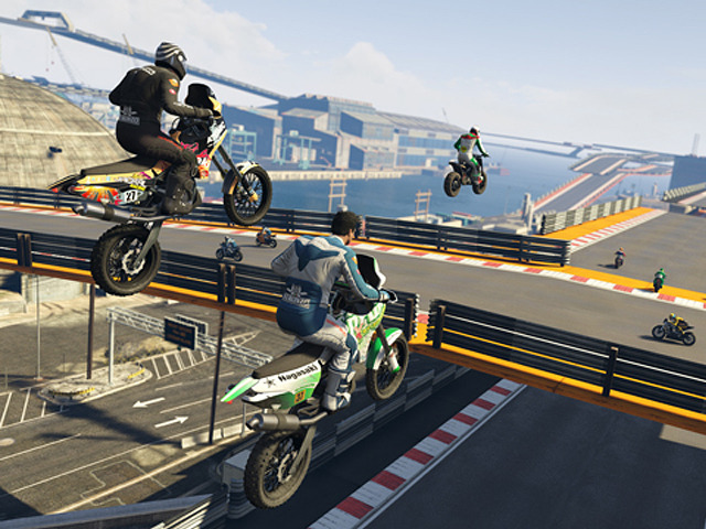 『GTAオンライン』最新アップデート「スタントライダーズ」配信開始！―パワフルなスタントレースに挑戦