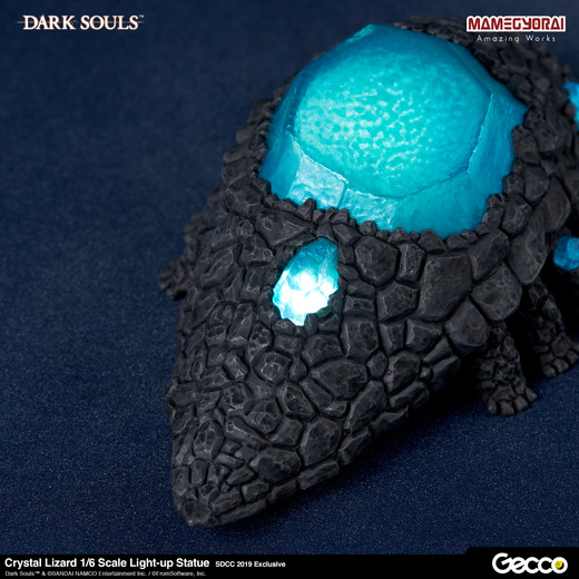 「DARK SOULS：石守 結晶トカゲ 1/6スケール ライトアップスタチュー」が「豆魚雷」流通で国内販売決定！