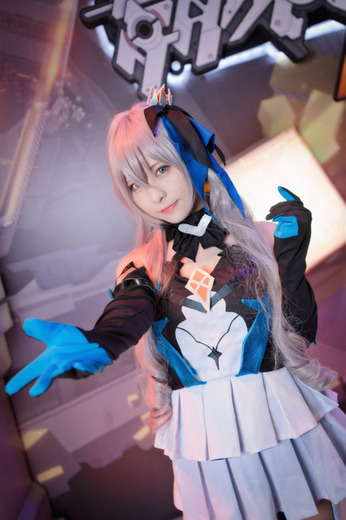 「東京ゲームショウ2019」百花繚乱の企業ブース美女コスプレイヤーまとめ【写真157枚】