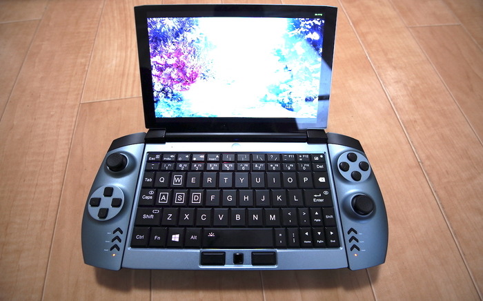 7インチ液晶のゲーミングUMPC「OneGX1」はどこまでゲームができるのか…試作機で検証してみた