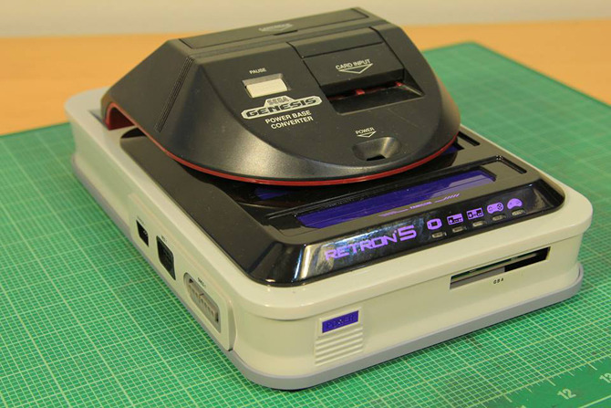 メガドラタワーも可能!?　レトロゲームハード互換機“RetroN 5”はメガアダプタにも対応