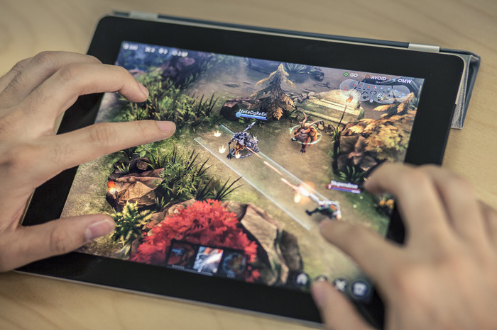 iOS向け新作MOBA『Vainglory』が発表、敏腕スタッフがカジュアルゲームに戦いを挑む意欲作