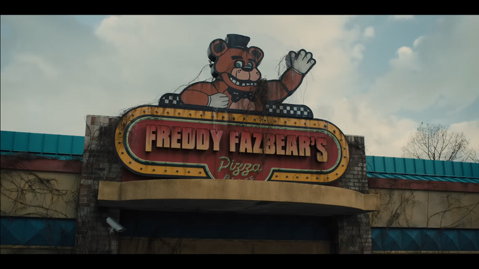 恐怖の夜勤が始まる…実写映画版『Five Nights At Freddy's』トレイラー公開！