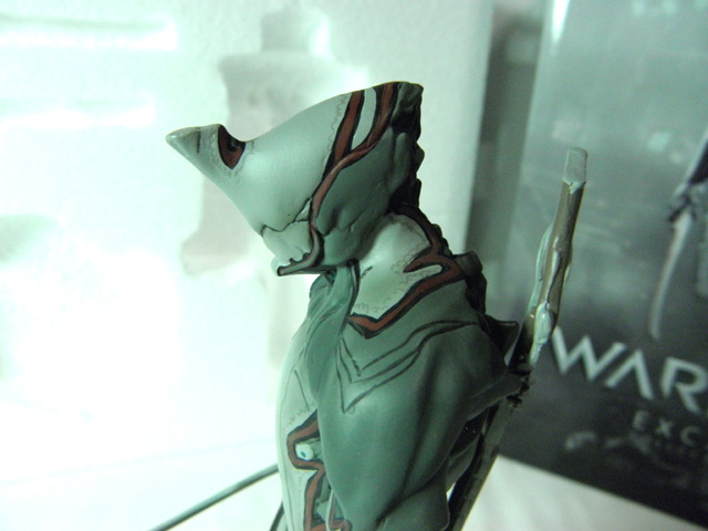 『Warframe』フィギュア第1弾「Excalibur」をフォトレポ、1000限定スタチューの完成度を紹介