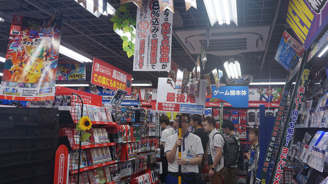 ヨドバシカメラ新宿西口店 ドラクエxi 発売日当日は早朝から100人前後 Game Spark 国内 海外ゲーム情報サイト