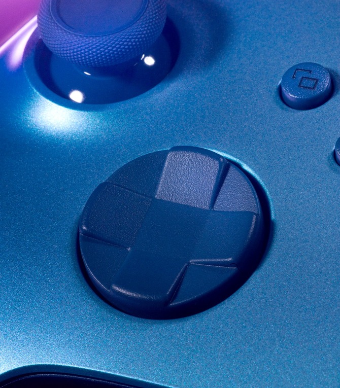 Xboxにワイヤレスコントローラ「アクアシフト」特別エディション登場